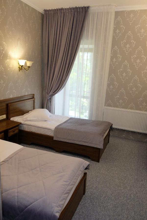 Лісовий Готель Гайки Zjytomyr Exteriör bild